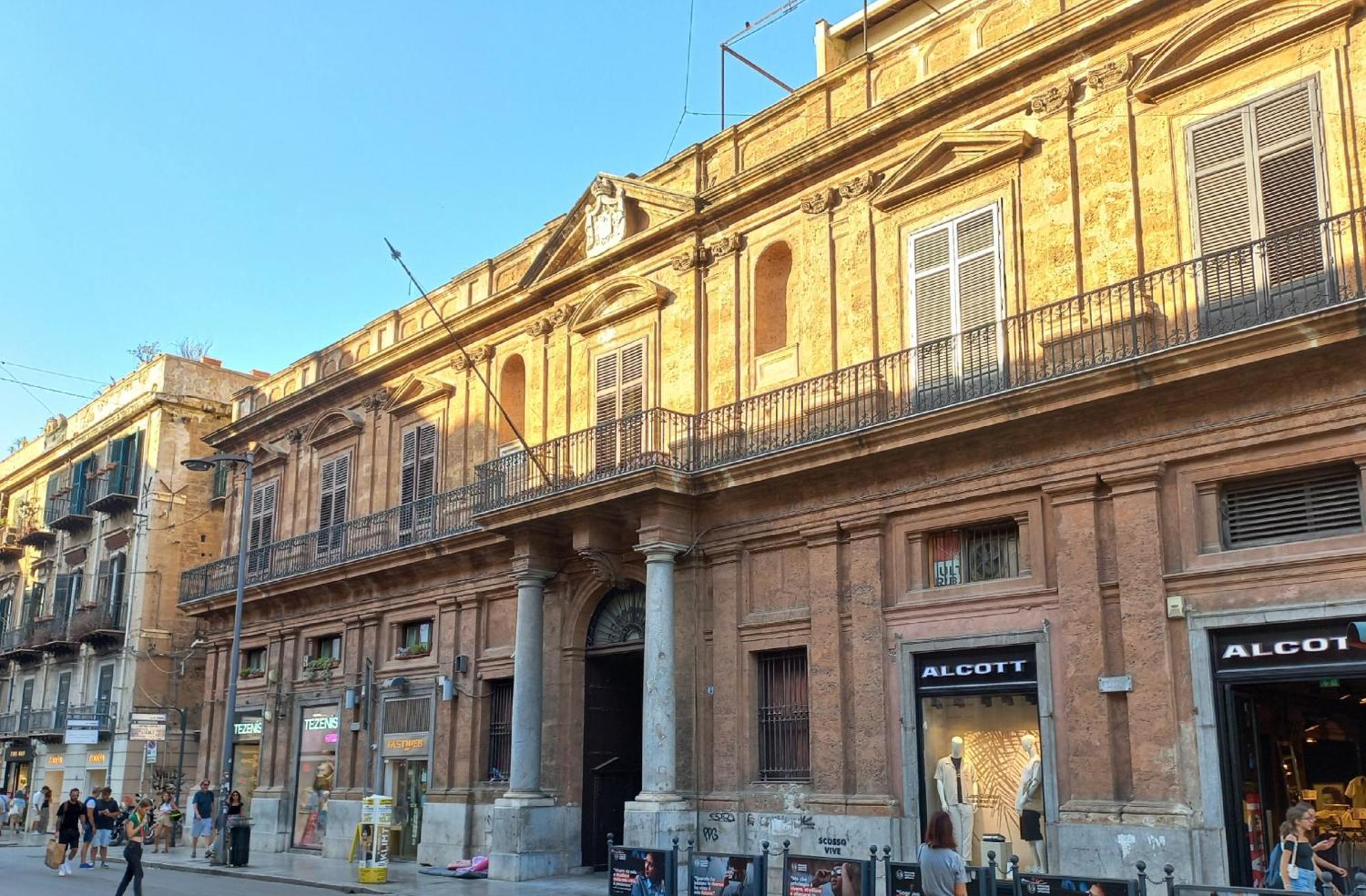 Al Palazzo Del Principe Al Massimo Leilighet Palermo Eksteriør bilde